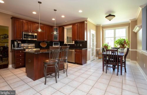 7 Mckinley Ave, Blenheim NJ  08012-5355 exterior