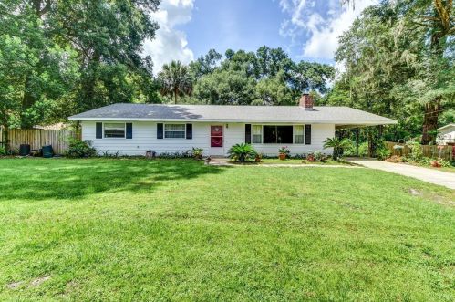 1662 Brittain Ave, Deland, FL 32720-4904