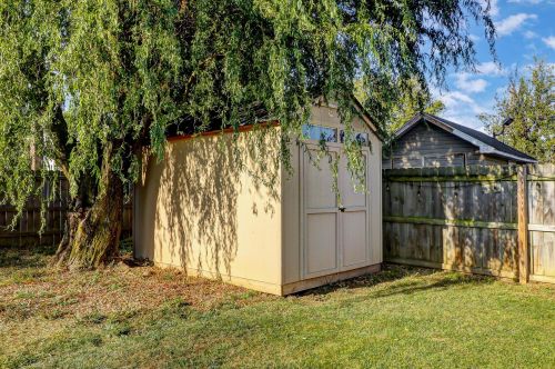 1967 Willow Run Rd, Darbydale OH  43123-1531 exterior