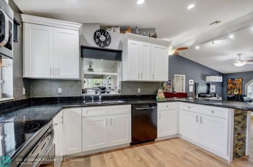 16217 93rd Rd, Town Of Loxahatchee Groves FL  33470-5177 exterior