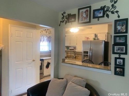 134 24th St, Wheatley Heights NY  11798-2108 exterior
