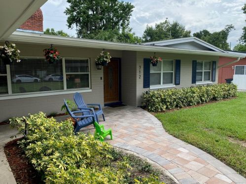 712 Sweetbriar Rd, Orlando, FL 32806-7016