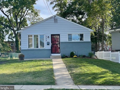 208 Highland Ave, Prospectville, PA 19002-4803