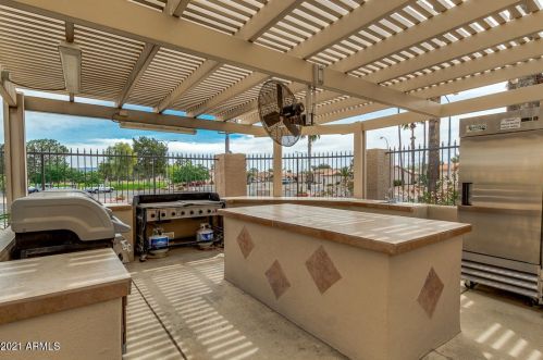 1569 Torrey Pines Ln, Chandler AZ  85249-8523 exterior