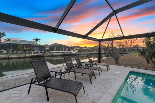 773 Holly Ct, Marco Island FL  34145-1915 exterior