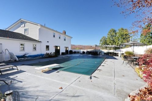 2 Dawson Rd, Thiells NY  10984-1508 exterior