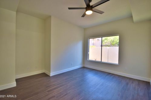 5529 Paradise Dr, Scottsdale AZ 85260-5433 exterior