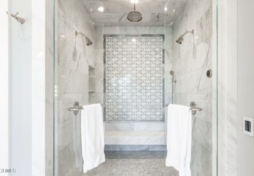 655 Hillcrest Ave, La Canada CA  91011-4040 exterior