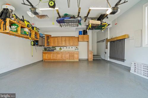 16143 Jordan Crest Ct, Haymarket VA  20169-4943 exterior