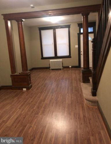 1316 Morton St, Camden, NJ 08104-1719