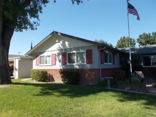 1405 Madrone Dr, Modesto, CA 95350-3906
