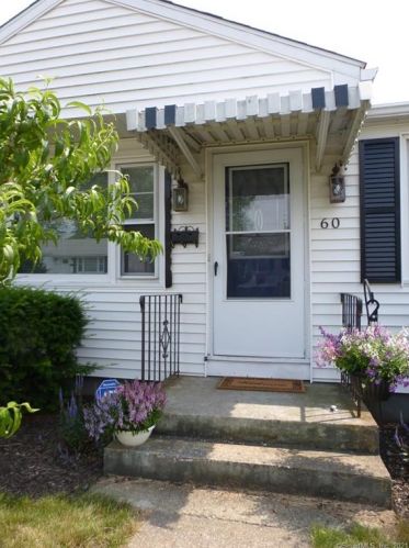 60 Dalton Ave, Waterbury, CT 06705-1219