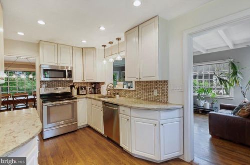 105 Dalton Rd, Paoli, PA 19301-1105