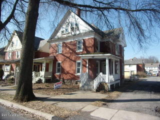 687 4th Ave, Williamsport, PA 17701-4748