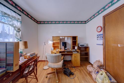 490 Toledo Ave, Marion OH  43302-2145 exterior