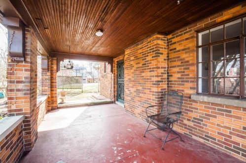 6341 Hamilton Ave, Cincinnati OH 45224-2011 exterior