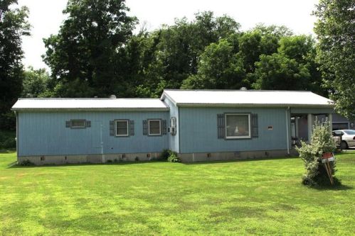 1173 Lockes Mill Rd, Locke Mills, PA 17063-8850