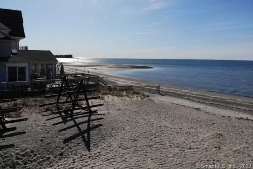 43 Bayshore Dr, Milford CT  06460-7310 exterior