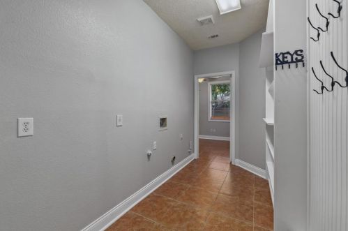 4220 Remington Park Ct, Lewisville TX  75028-3041 exterior