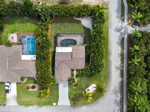 10250 St Patrick Ln, Bonita Springs, FL 34135-7649