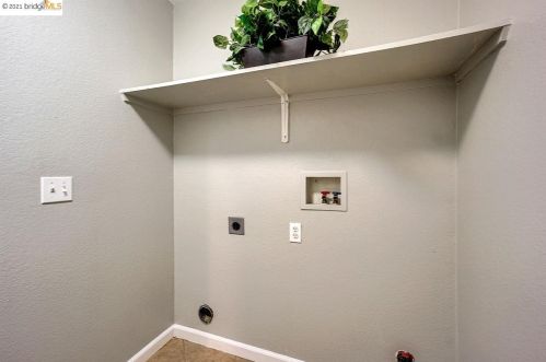 310 Malicoat Ave, Oakley CA  94561-2757 exterior