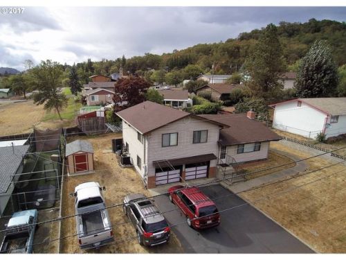 340 Morgan Ave, Winston, OR 97496-9662