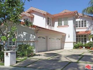 12699 Promontory Rd, Los Angeles, CA 90049-1186