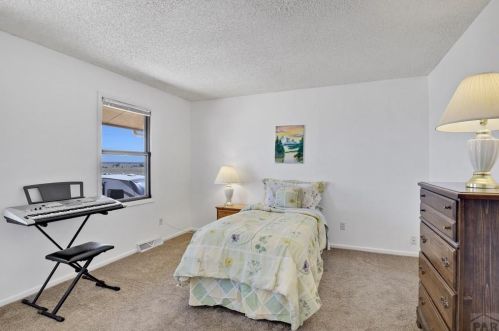 1045 Jaroso Dr, Pueblo CO 81007 exterior