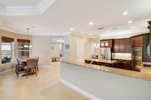 7906 Arbor Crst Way, West Palm Beach FL  33412-2467 exterior
