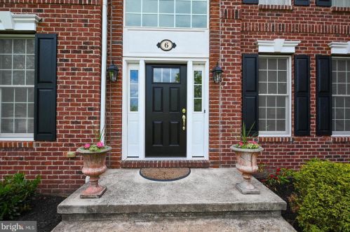6 Westminster Ct, Collegeville, PA 19426-4424
