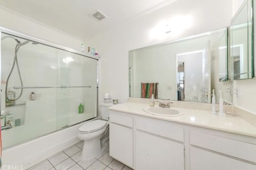 7883 Cerritos Ave, Stanton CA  90680-1658 exterior