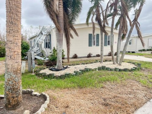 17851 Bryan Ct, Fort Myers Beach, FL 33931-7108