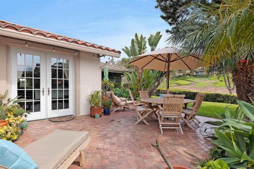 131 Morelia Ct, Solana Beach, CA 92075-2519