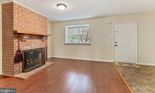 104 Vlg Grn Dr, Gilbertsville PA  19525-9500 exterior