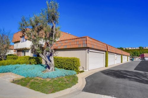28022 Ridgebluff Ct, Rancho Palos Verdes CA  90275-7204 exterior
