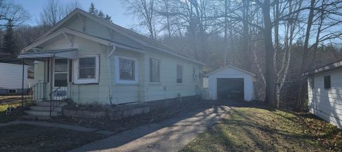 309 Meridian St, Niagara, WI 54151-1522