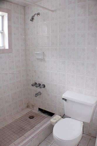 890 35th St, Hialeah FL  33013-3121 exterior