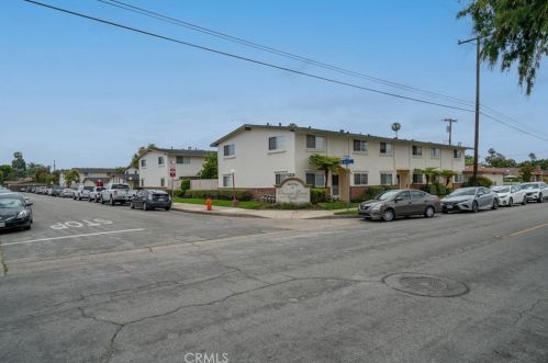 1522 Almond Ave, Orange, CA 92868-2712