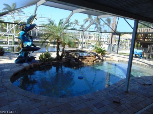 22 Palmview Blvd, Fort Myers Beach, FL 33931-4520