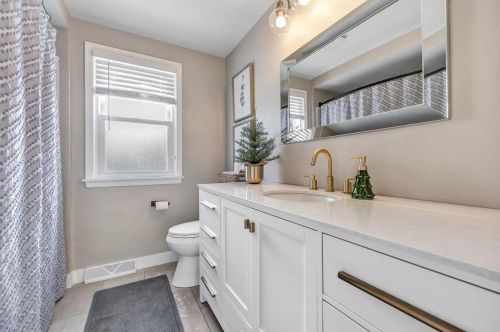 1071 Liberty St, Green Bay WI  54304-3854 exterior