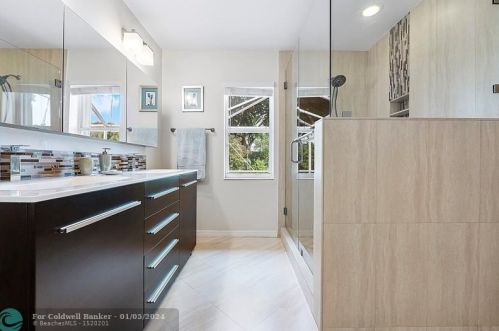 11901 20th St, Hollywood FL  33025-5616 exterior