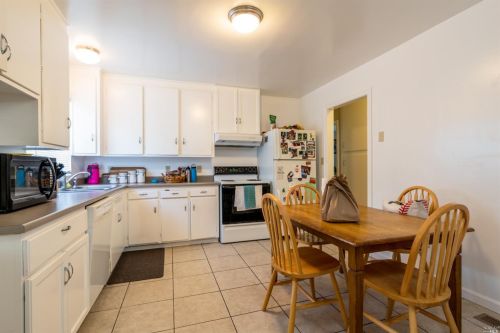 344 Washington Ave, Ukiah CA  95482-6323 exterior