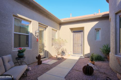 3140 Vallejo Dr, Gilbert, AZ 85298-9029