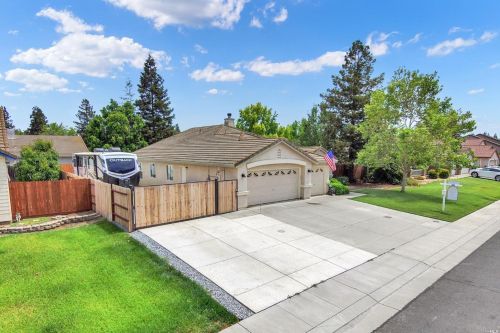 705 Wiegand Way, Liberty Farms CA  95620-4531 exterior