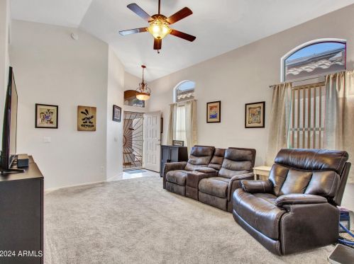 19809 49 Ave, Glendale AZ  85304-4311 exterior