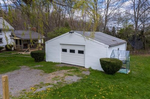 1000 Hilltop Rd, Greenville PA  16125-9283 exterior