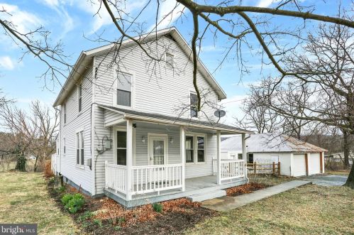 3090 Spring Rd, Carlisle PA  17013-8713 exterior