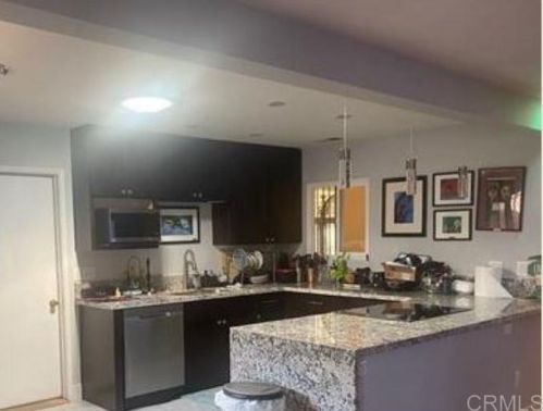 4265 Lochlomond St, San Diego CA 92111-3628 exterior