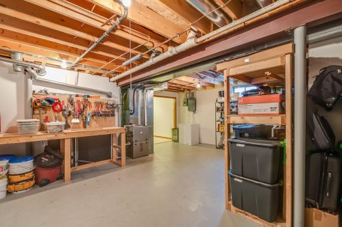 6820 107 Ave, Kenosha WI 53142-7864 exterior