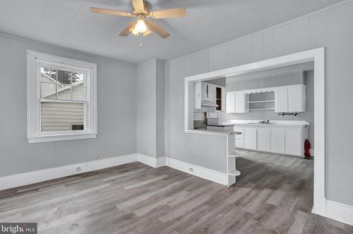 2161 Newville Rd, Carlisle PA  17015-7747 exterior